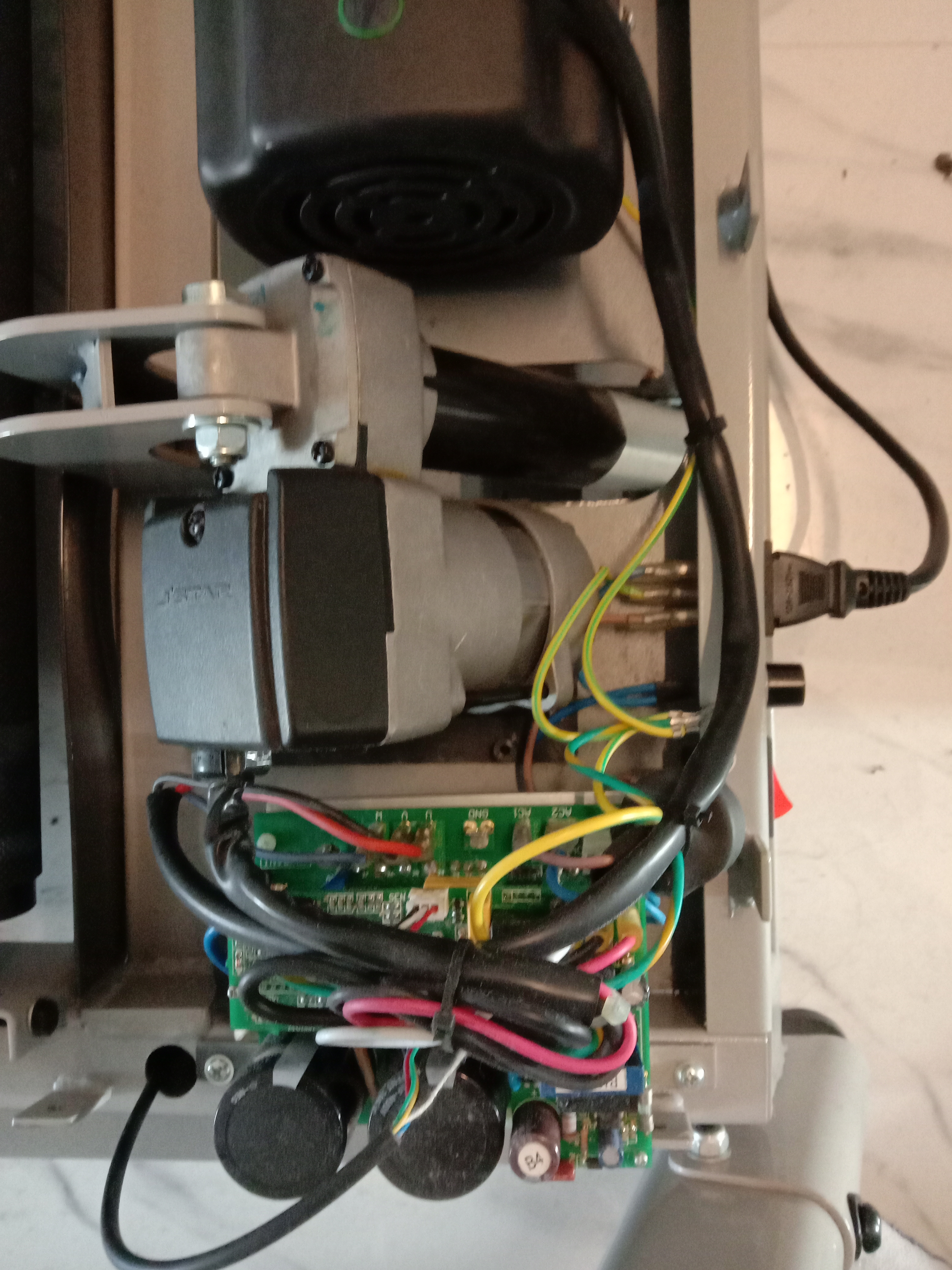 Treadmill repairing